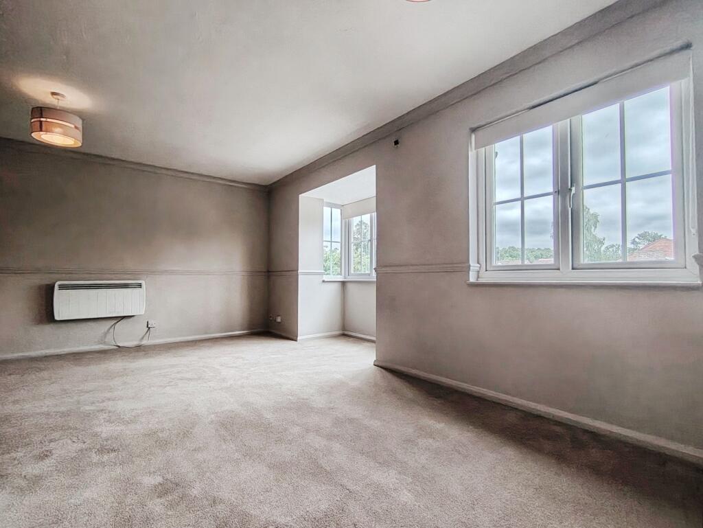 Amethyst Lane, Reading, Berkshire - View 3