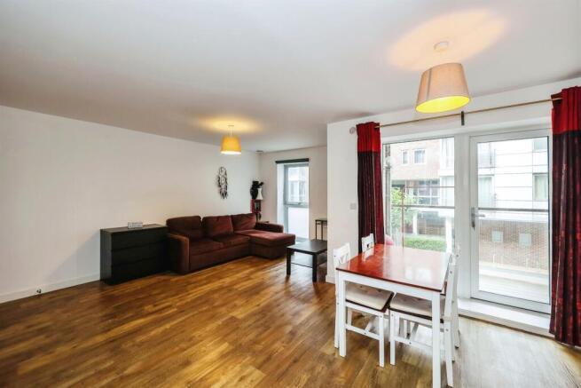 Apartment in Portsmouth - View 5