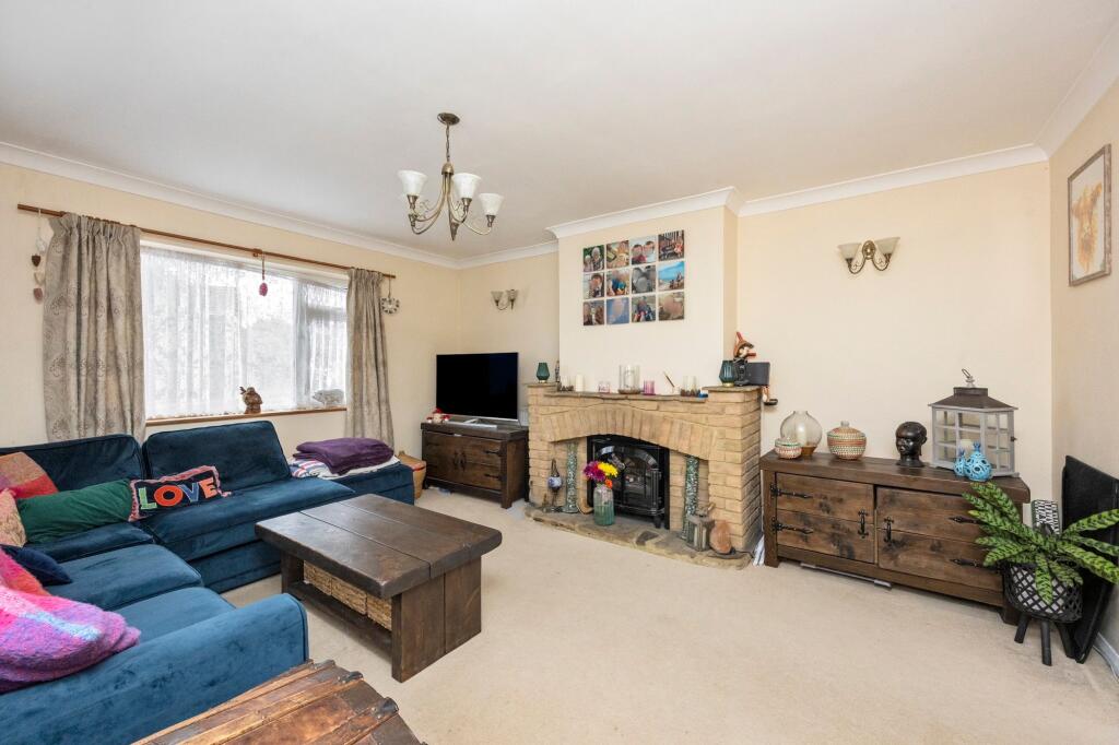 House in Horsham, Ashington - View 4