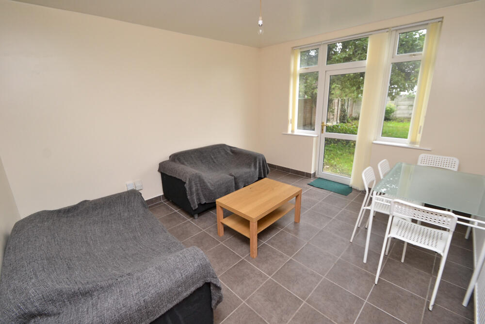 Main image of property: (4 Bed) Derby Road, Lenton, Nottingham, NG7