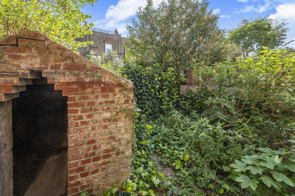 Kelvin Road, London, N5 - View 2