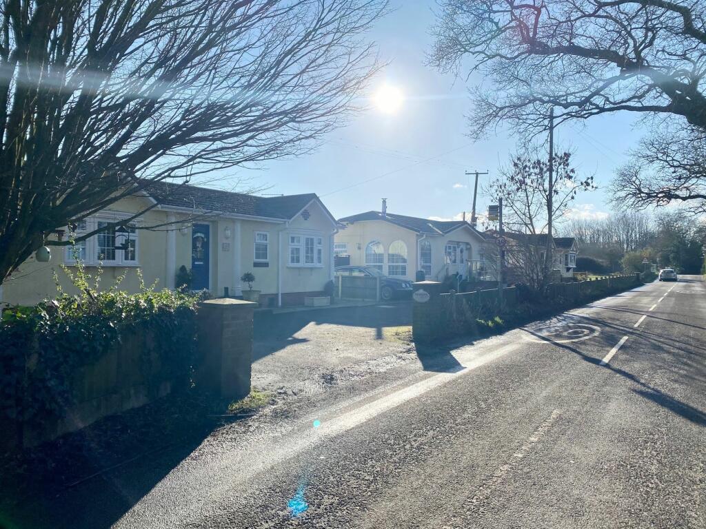 Burley Road, Bockhampton, BH23 photo 5