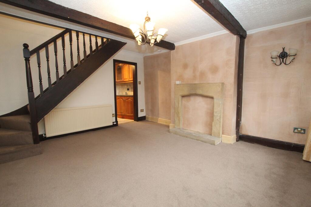 House in Todmorden, Cross Stone - View 5