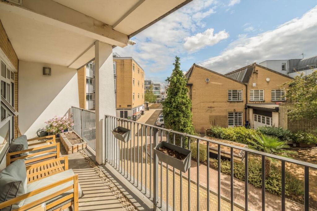 Apartment in London - View 4