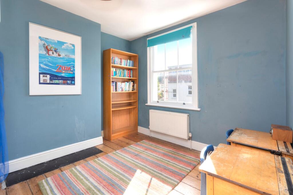 Apartment in Brighton - More
