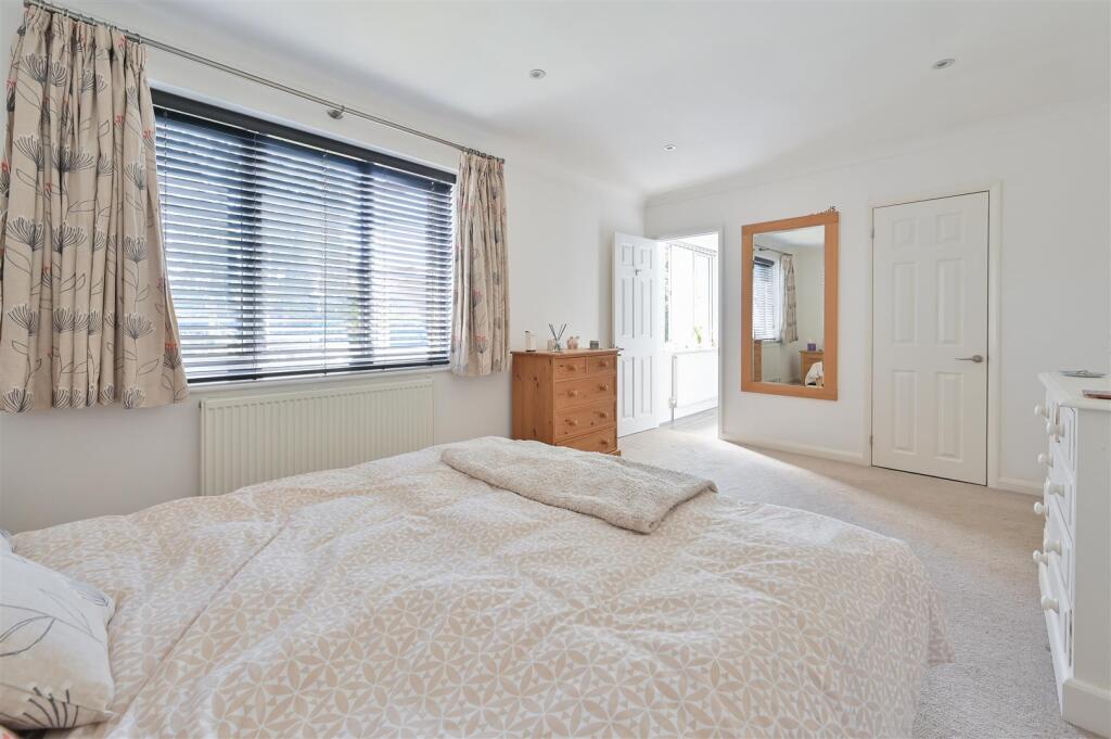 House in St Albans, Wheathampstead - More