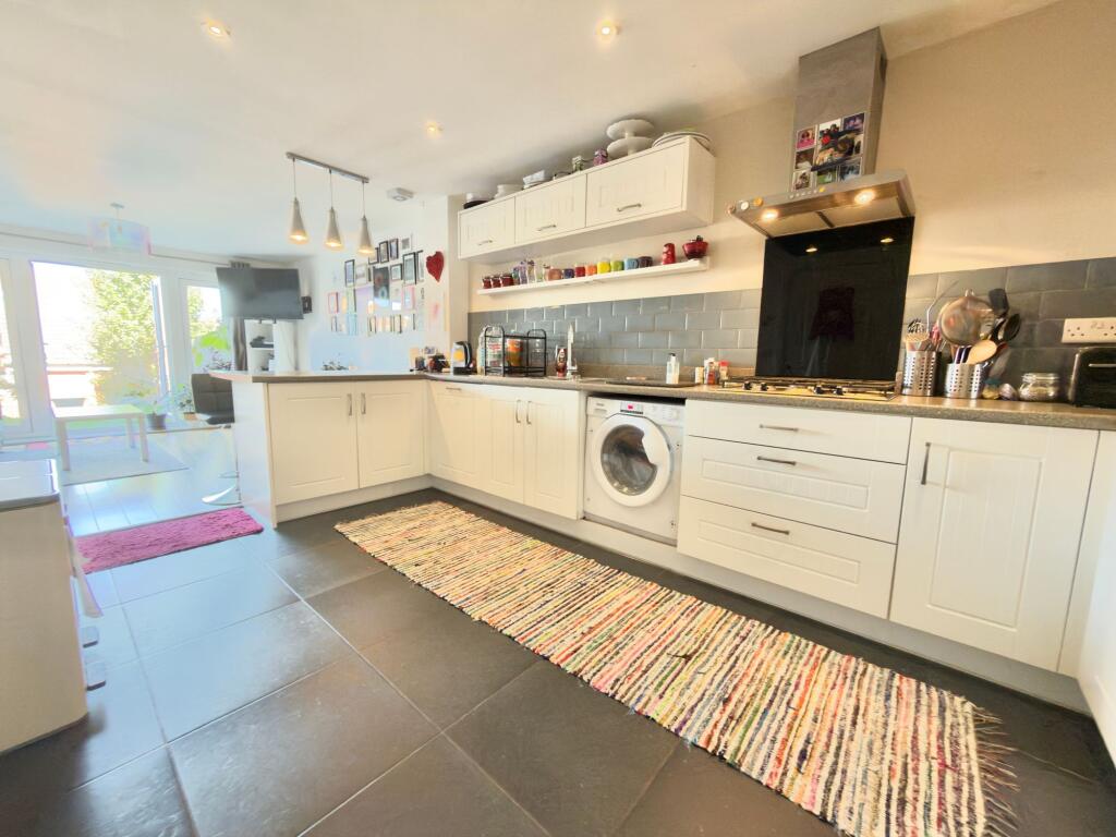 House in Southampton - View 5