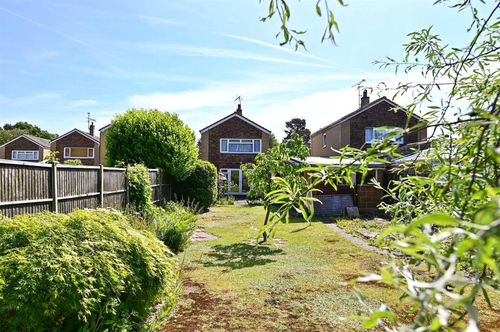 House in Guildford, Ash - View 3