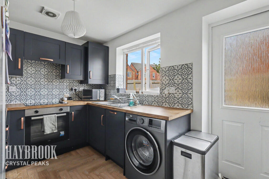 Fox Lane, Worksop photo 4