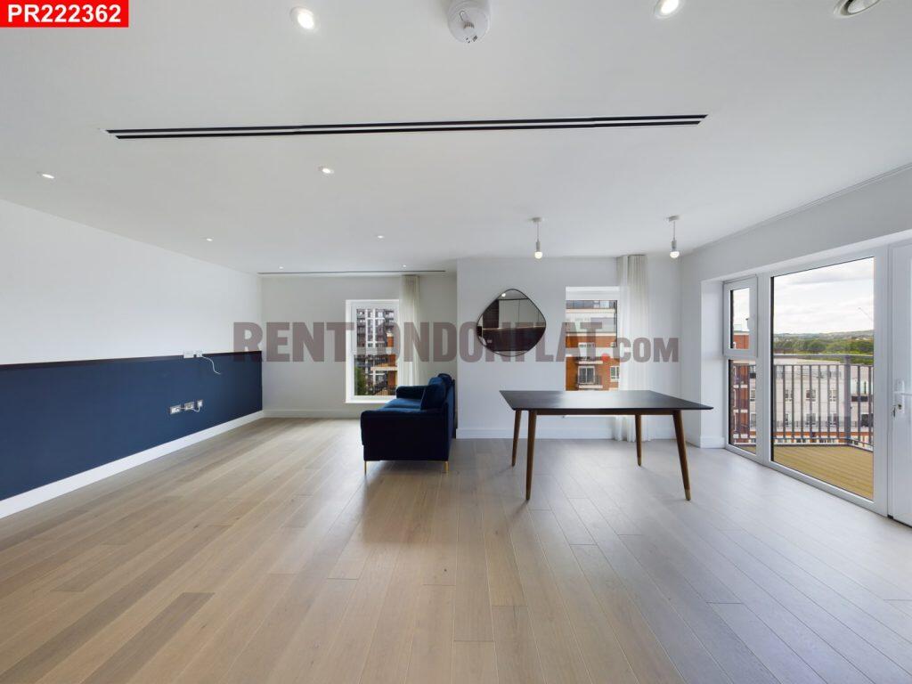 Main image of property: Colindale – 3 Bedrooms Flat