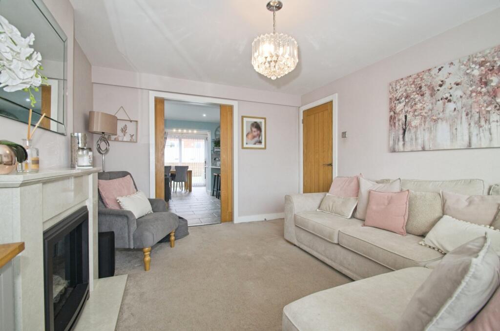 Beaumaris Close, Pontypridd, CF38 photo 3