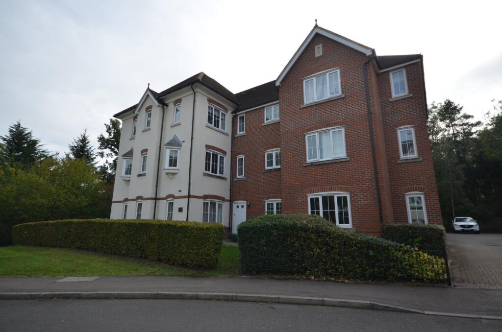 Main image of property: Elvetham Rise, Chineham, Basingstoke
