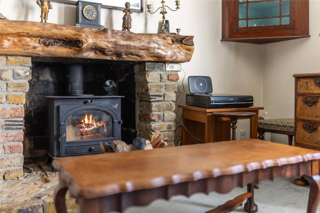 Trimmers Cottage, Heyshott, West Sussex, GU29 - View 3