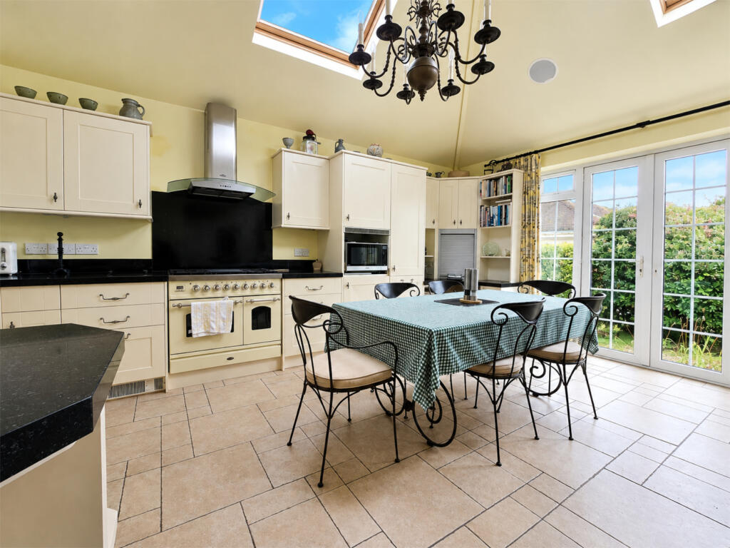 House in Southampton - View 3