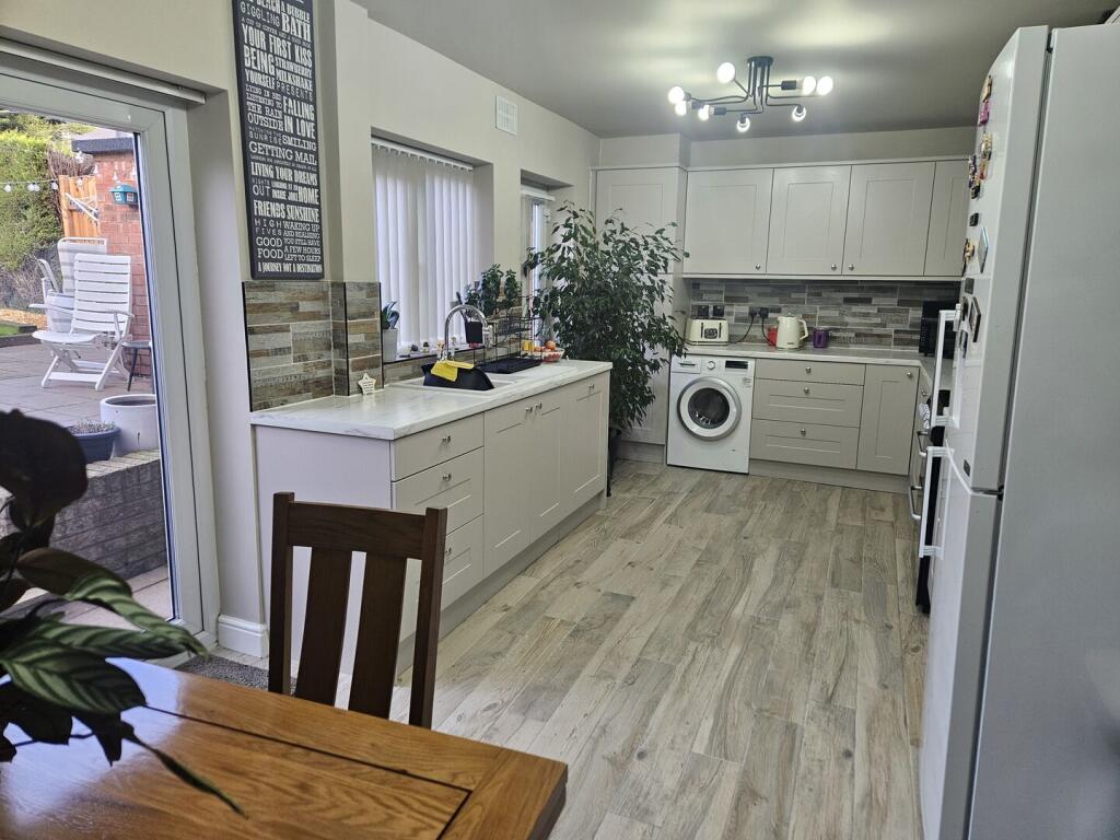 House in Walsall, Pheasey - More