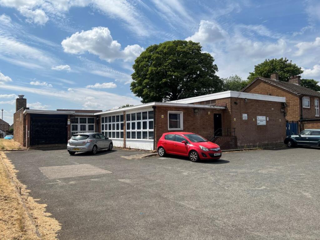 Main image of property: Halescroft Centre, Halescroft Square, Northfield, Birmingham, B31 1HF