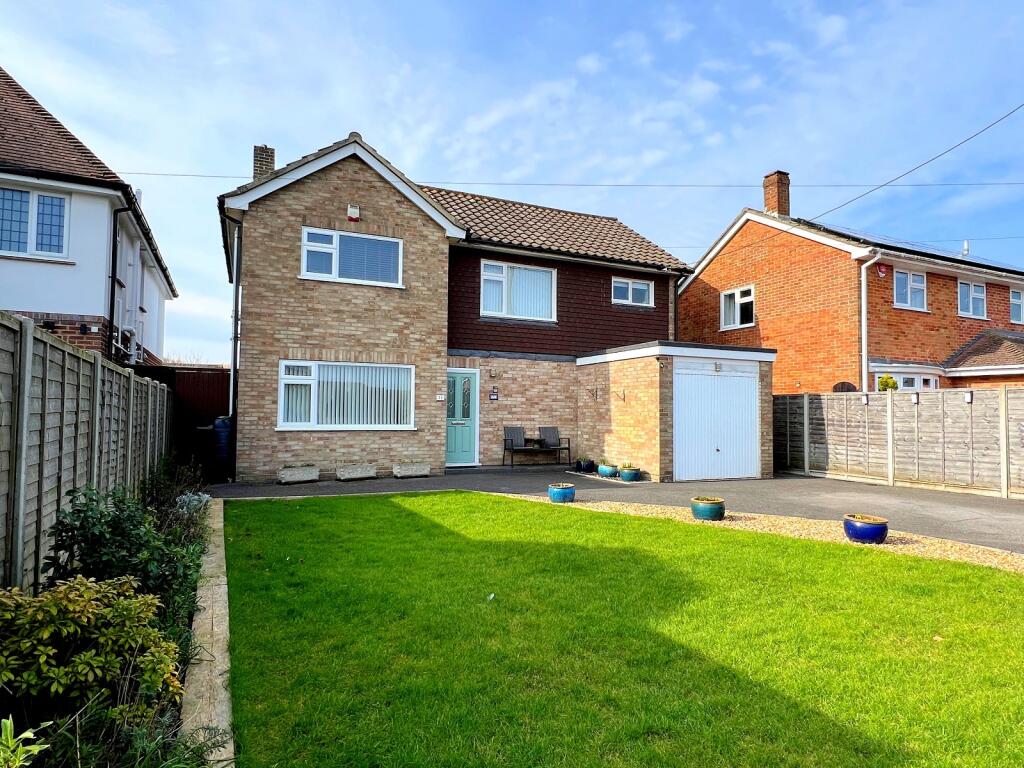 Main image of property: High Ridge Crescent, New Milton, Hampshire. BH25 5BU