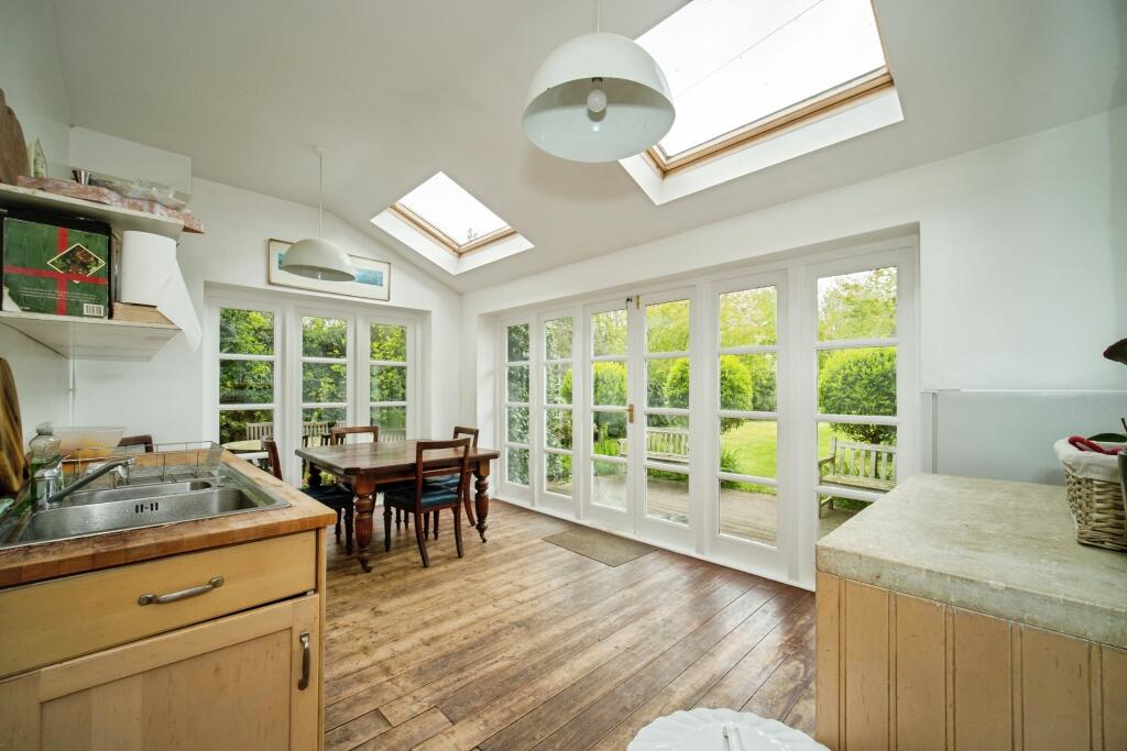 House in Hart, Long Sutton - View 3