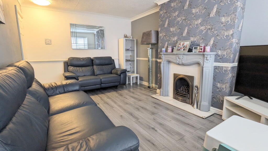 Tiverton Avenue, Skelmersdale, WN8 8PA photo 4