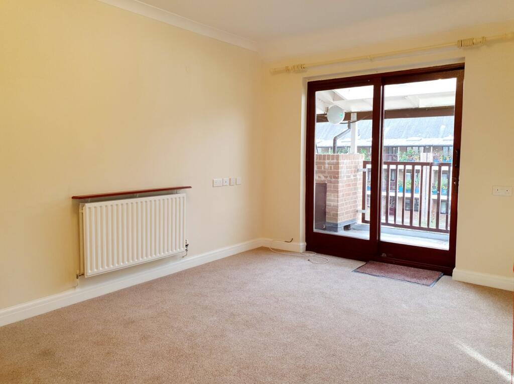 Emmbrook Court, Reading, RG6, Reading