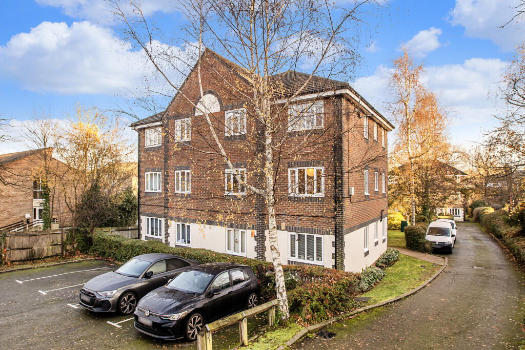 Main image of property: Queens Walk, Ealing, London, W5