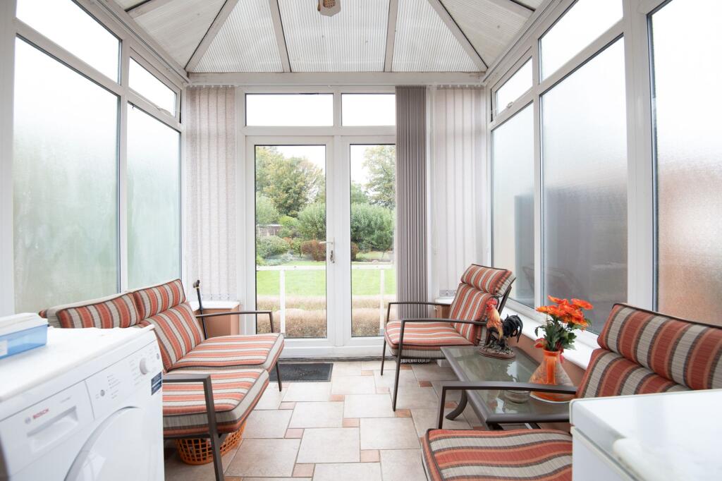 House in Wellingborough, Redhill Grange - View 4