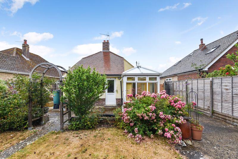Mosdell Road, Southbourne photo 4