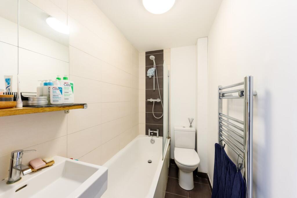 Apartment in London - View 4