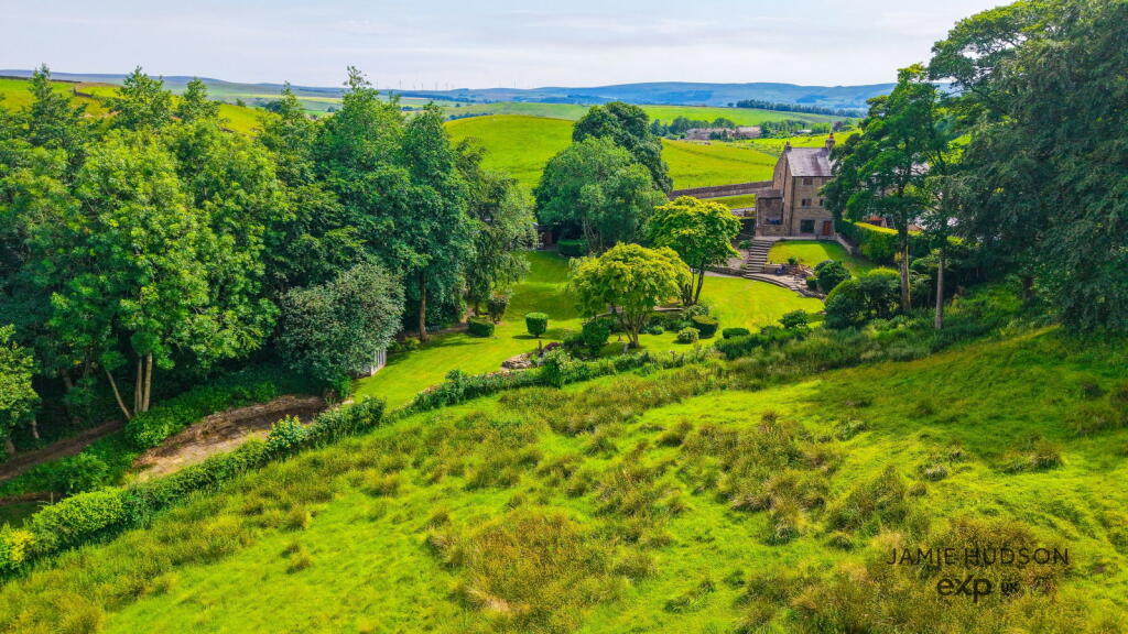 House in Burnley, Briercliffe - More