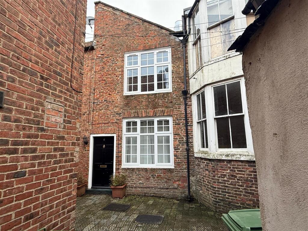 Main image of property: Hedley Court, Yarm