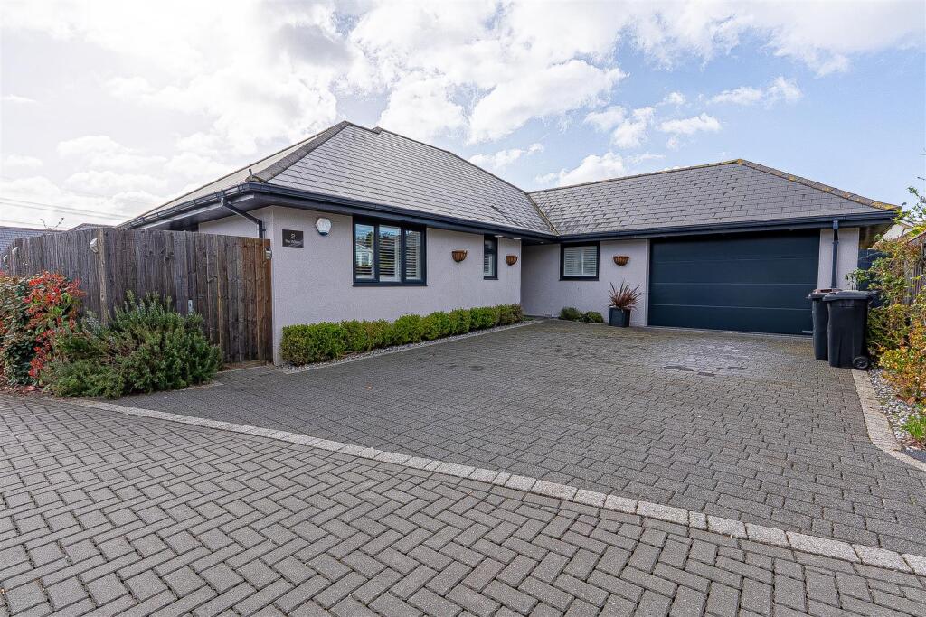 Main image of property: Woodlinken Drive, Verwood
