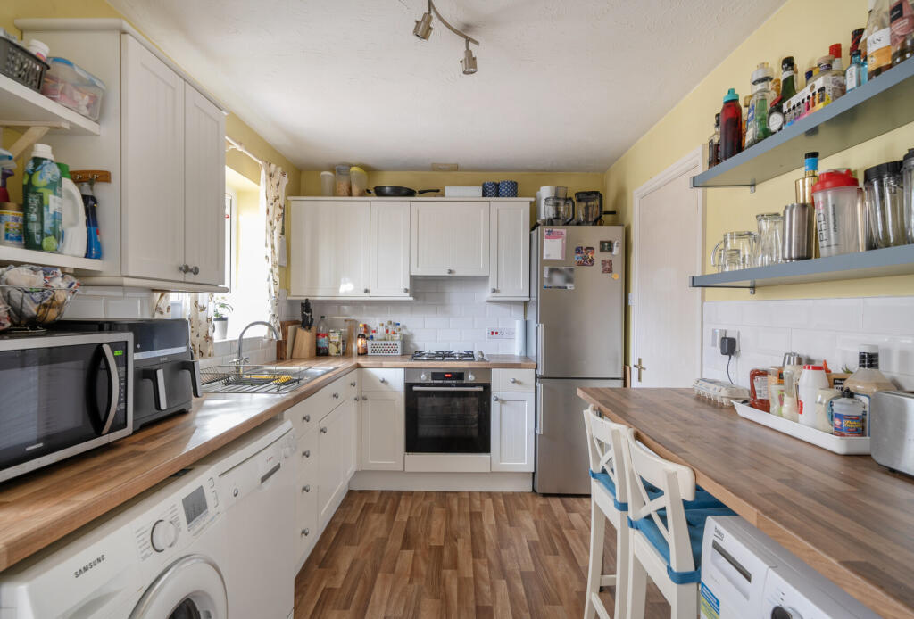 Rosemary Close, Bradley Stoke, Bristol, Gloucestershire, BS32 photo 3
