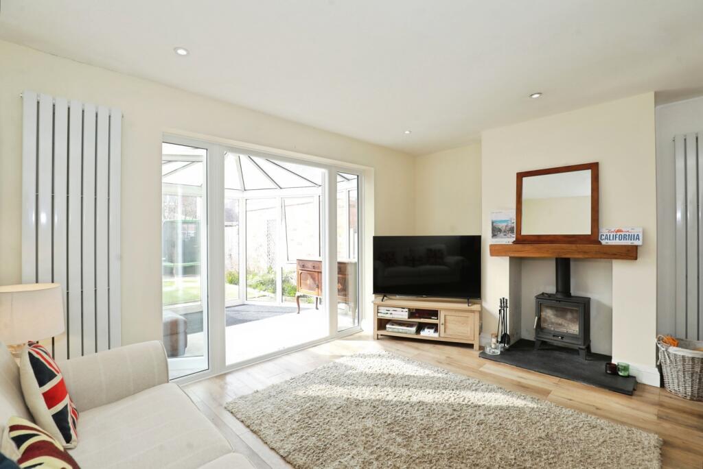 Ridley Close, Hough, Crewe, Cheshire, CW2 photo 3