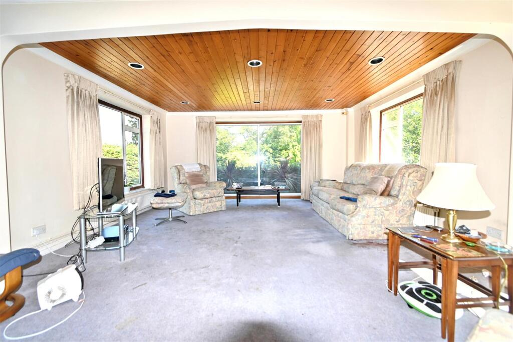 House in Eastbourne, East Sussex - View 5