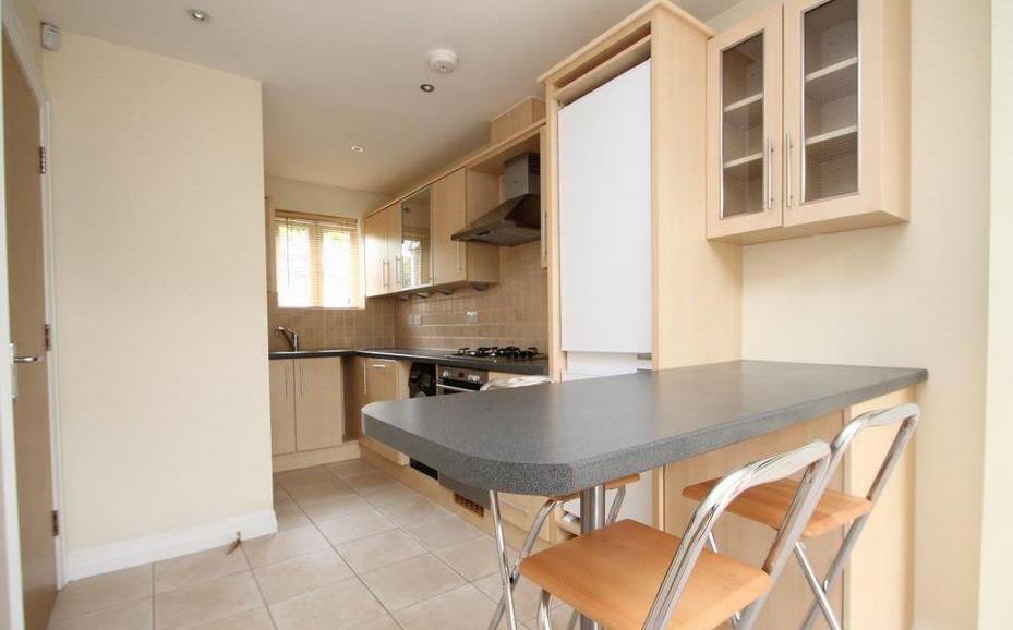 House in Wokingham - View 5