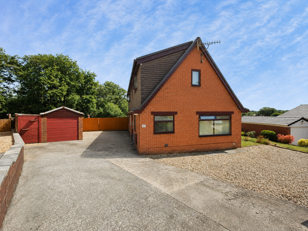 Main image of property: Kingrosia Park, Clydach, Swansea, SA6 5PF