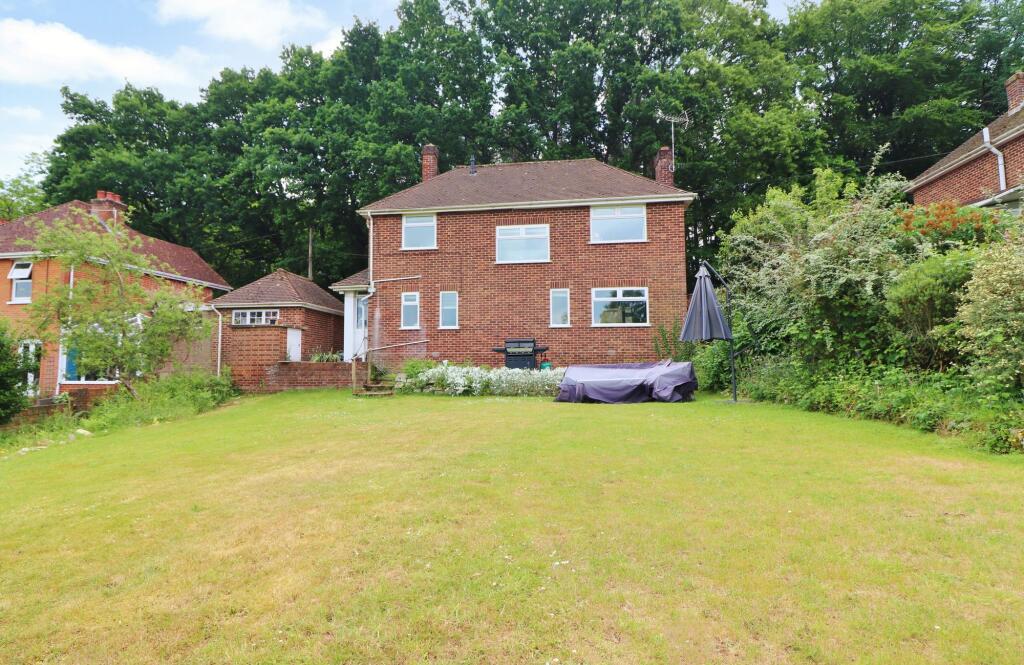 House in Southampton - View 5