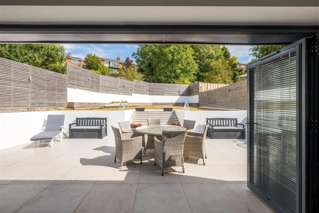 House in Brighton, Withdean - More