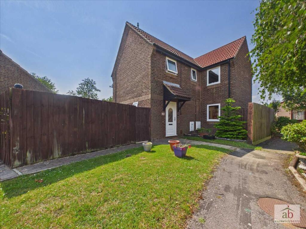 Main image of property: Carlford Close, Martlesham Heath