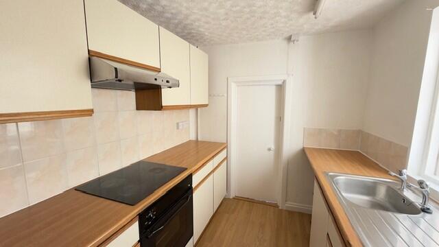 House in Taunton - View 5
