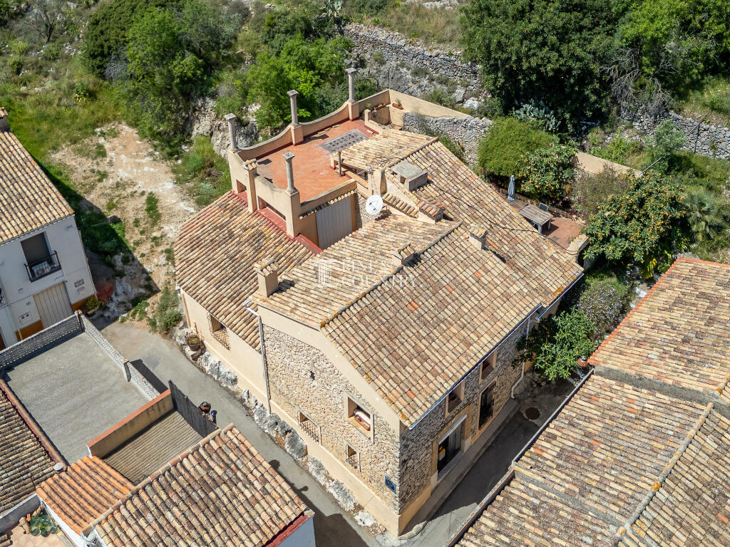 Main image of property: Valencia, Alicante, Llosa de Camacho