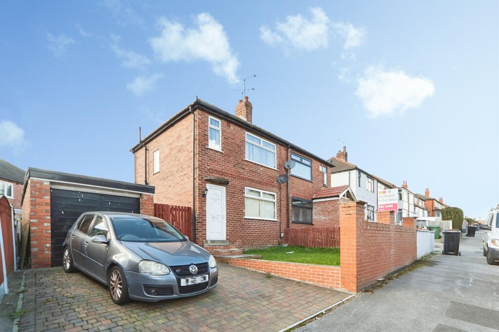 Main image of property: Hetton Road, Leeds