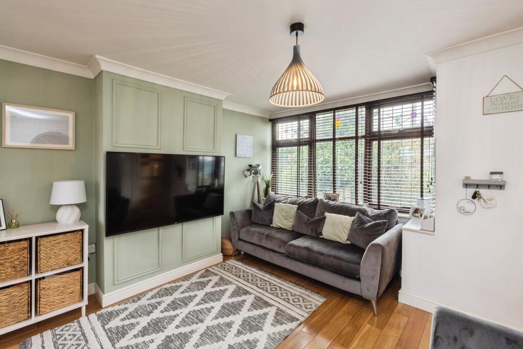 Windmill Lane, Warrington, WA5 photo 3