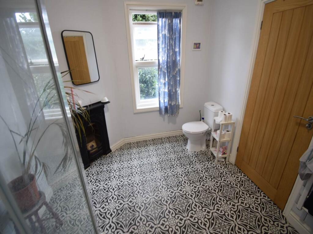 Apartment in Chester - View 5
