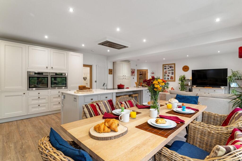 Additional image 10 of Bucknalls Drive, Bricket Wood, AL2