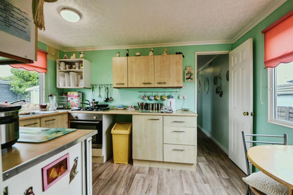 House in East Lindsey, Mablethorpe, Mablethorpe and Sutton - More