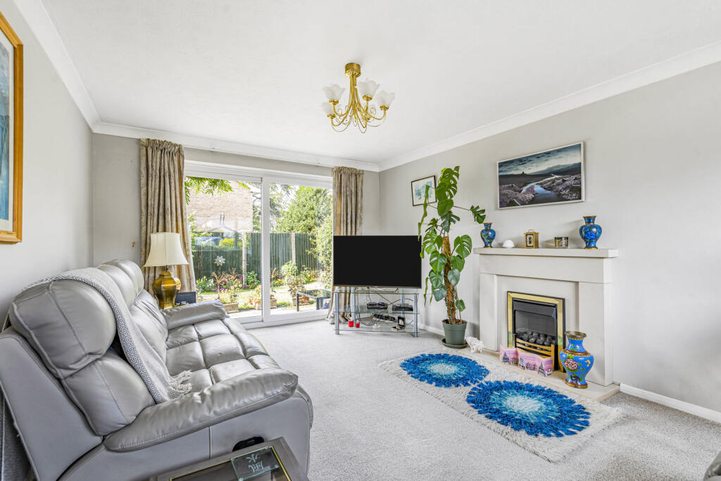 House in East Hampshire, Whitehill - View 2