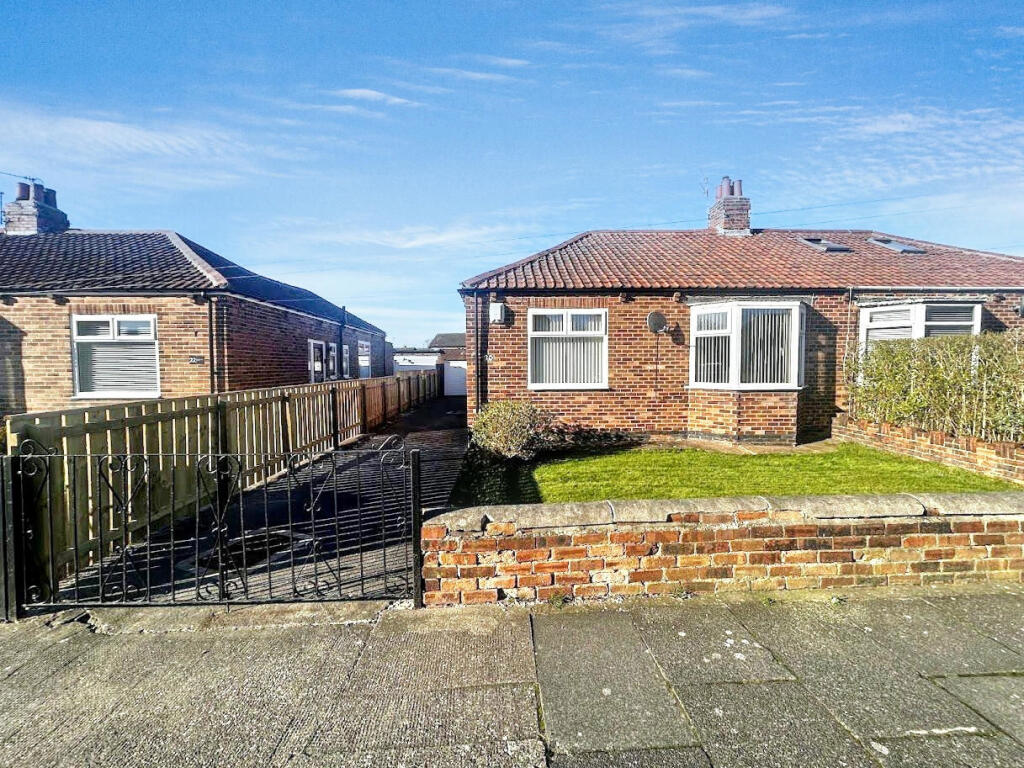 Main image of property: Crescent Way North, Newcastle upon Tyne, Tyne and Wear, NE12 9AR