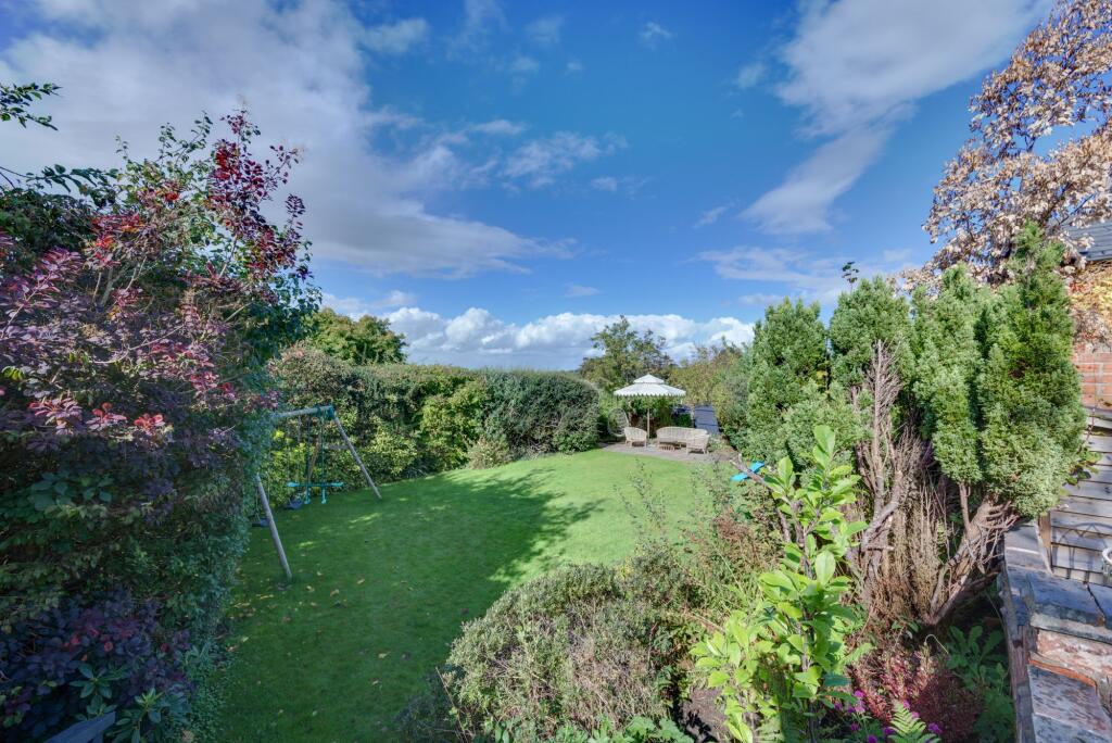 Howey Hill, Congleton, CW12 photo 3