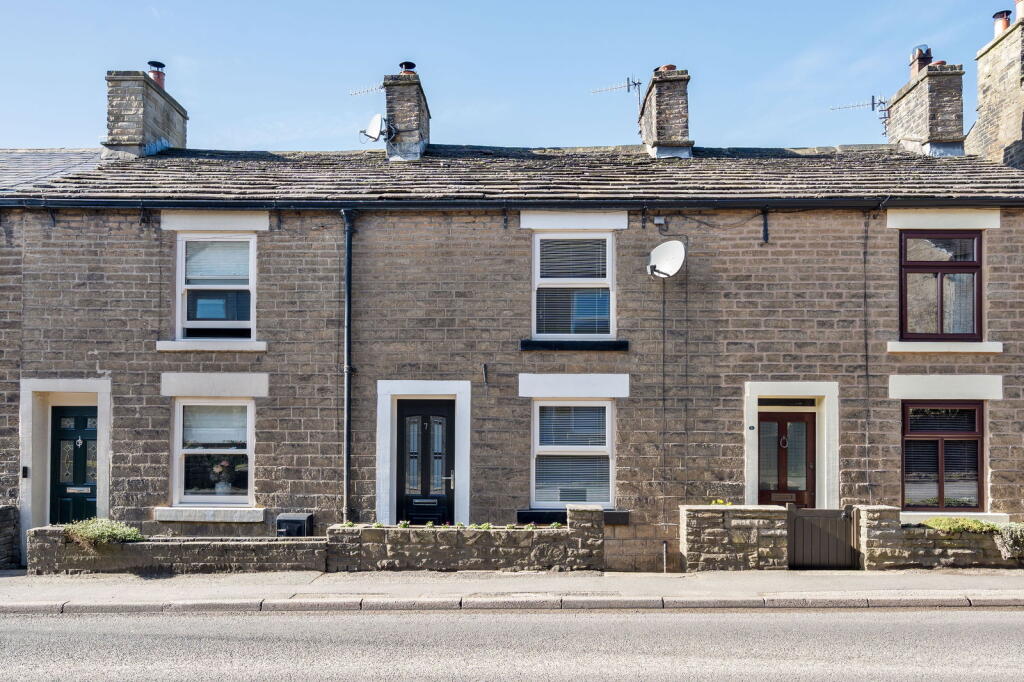 Main image of property: Glossop Road, Little Hayfield, High Peak, SK22 2NG